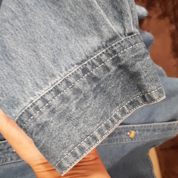 Vintage Bobbie Brooks denim button down top. Size 26W/28W - Picture 8 of 14